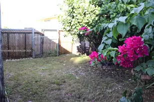 5743 Lincoln St, Hollywood, FL 33021 - Photo 5