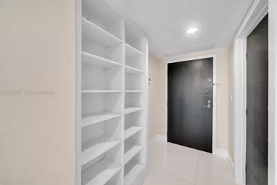 800 Claughton Island Dr #2801, Miami, FL 33131 - Photo 15