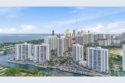 3731 N Country Club Dr #1421, Aventura, FL 33180 - Photo 33