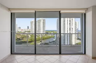 3731 N Country Club Dr, Aventura, FL 33180 - Photo 5