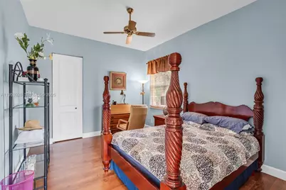 12861 Kapok Ln, Davie, FL 33330 - Photo 25