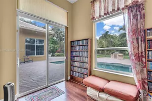12861 Kapok Ln, Davie, FL 33330 - Photo 21