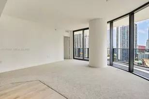 45 SW 9th St, Miami, FL 33130 - Photo 11