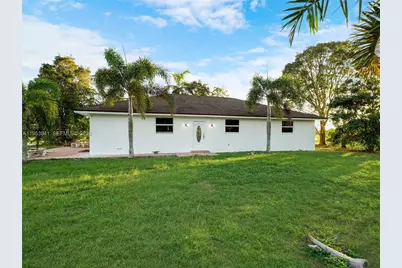 20000 SW 216th St, Miami, FL 33170 - Photo 15