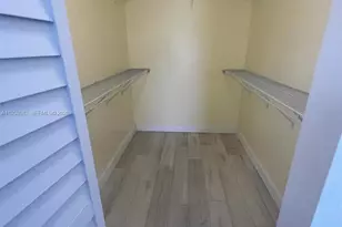 8260 SW 210th St, Cutler Bay, FL 33189 - Photo 27