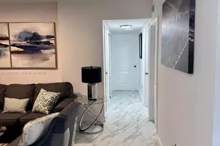 9340 Fontainebleau Blvd, Miami, FL 33172 - Photo 21