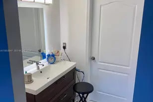 9340 Fontainebleau Blvd, Miami, FL 33172 - Photo 9
