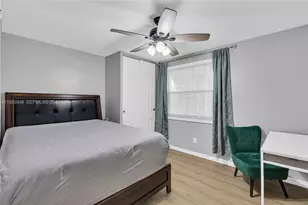 1551 NW 113th Ave, Pembroke Pines, FL 33026 - Photo 9