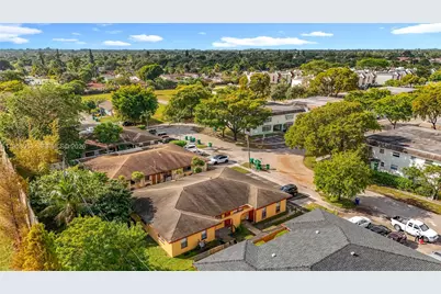 1800 NW 52nd Ave #1802, Lauderhill, FL 33313 - Photo 7