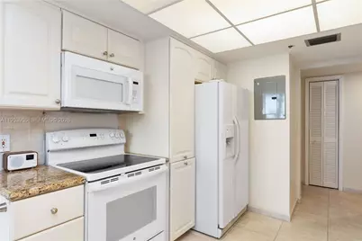 300 Three Islands Blvd #417, Hallandale Beach, FL 33009 - Photo 23