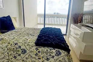 1000 E Island Blvd, Aventura, FL 33160 - Photo 9