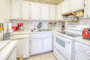 2440 Lake Osborne Dr, Lake Worth, FL 33461 - Photo 11