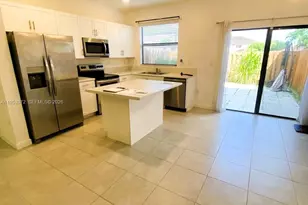 18220 SW 148th Rd, Miami, FL 33187 - Photo 7