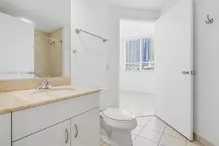 801 Brickell Key Blvd, Miami, FL 33131 - Photo 21