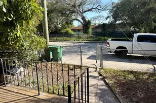 413 NW 63rd St, Miami, FL 33150 - Photo 15