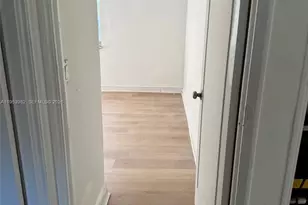 413 NW 63rd St, Miami, FL 33150 - Photo 35