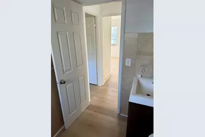 413 NW 63rd St, Miami, FL 33150 - Photo 41