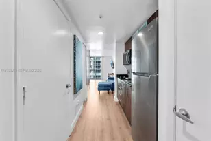 1750 N Bayshore Dr, Miami, FL 33132 - Photo 9