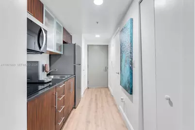 1750 N Bayshore Dr #1407, Miami, FL 33132 - Photo 7