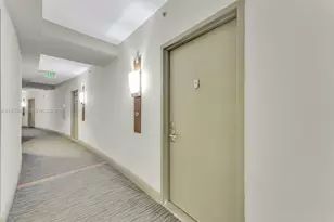 1750 N Bayshore Dr, Miami, FL 33132 - Photo 5