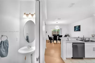 2218 SE 26th Ln #2218, Homestead, FL 33035 - Photo 5