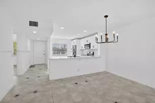 12601 SW 13th St, Pembroke Pines, FL 33027 - Photo 9