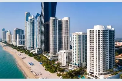 220 Kings Point Dr #501, Sunny Isles Beach, FL 33160 - Photo 15