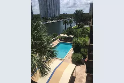 220 Kings Point Dr #501, Sunny Isles Beach, FL 33160 - Photo 7