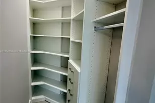 45 SW 9th St, Miami, FL 33130 - Photo 33