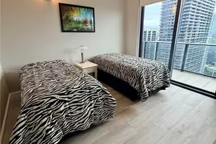 45 SW 9th St, Miami, FL 33130 - Photo 21