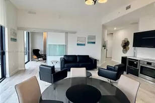 45 SW 9th St, Miami, FL 33130 - Photo 9