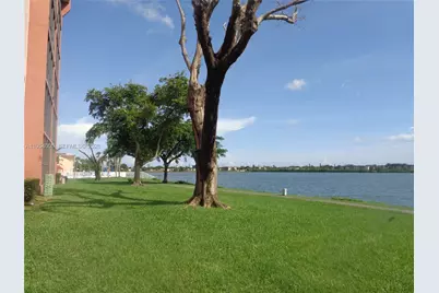 20850 San Simeon Way #604-5, Miami, FL 33179 - Photo 17