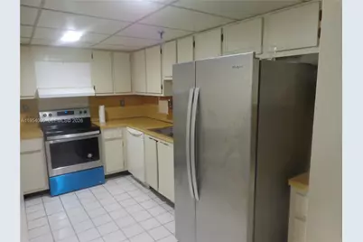 20850 San Simeon Way #604-5, Miami, FL 33179 - Photo 5