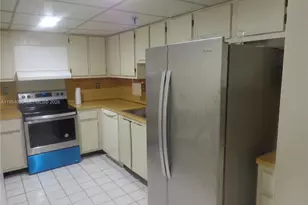 20850 San Simeon Way, Miami, FL 33179 - Photo 5