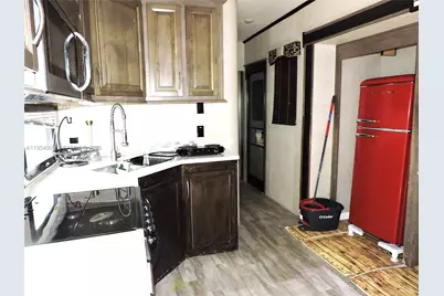 849 NW 12th St, Homestead, FL 33030 - Photo 9