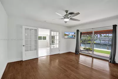 2724 NE 10th St, Pompano Beach, FL 33062 - Photo 29