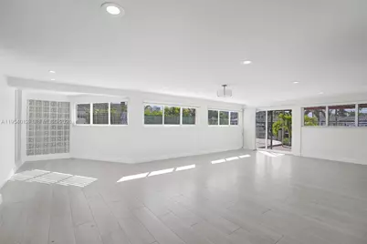 2724 NE 10th St, Pompano Beach, FL 33062 - Photo 15