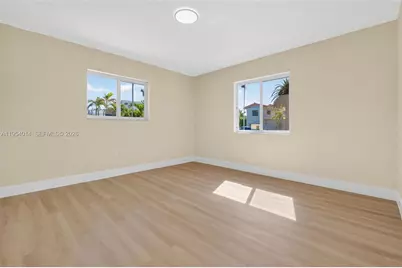 1721 S Treasure Dr, North Bay Village, FL 33141 - Photo 33