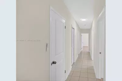 1721 S Treasure Dr, North Bay Village, FL 33141 - Photo 25