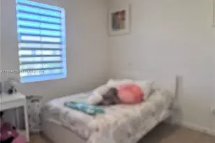 326 NE 5th Pl, Florida City, FL 33034 - Photo 9