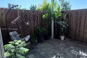 326 NE 5th Pl, Florida City, FL 33034 - Photo 29