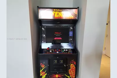 121 NE 34th St #2110, Miami, FL 33137 - Photo 25