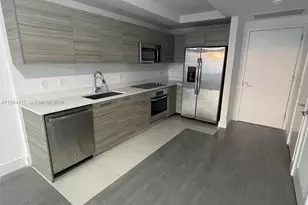 121 NE 34th St, Miami, FL 33137 - Photo 3