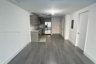 121 NE 34th St, Miami, FL 33137 - Photo 5