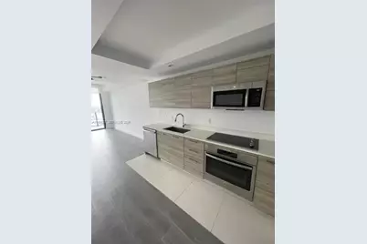 121 NE 34th St #2110, Miami, FL 33137 - Photo 9