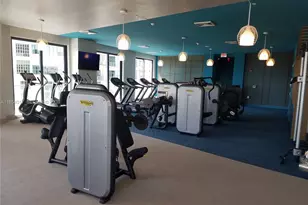 121 NE 34th St, Miami, FL 33137 - Photo 7