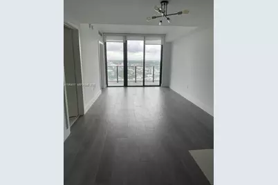 121 NE 34th St #2110, Miami, FL 33137 - Photo 3
