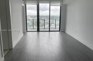 121 NE 34th St, Miami, FL 33137 - Photo 3