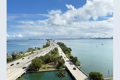 601 NE 36th St #1112, Miami, FL 33137 - Photo 17