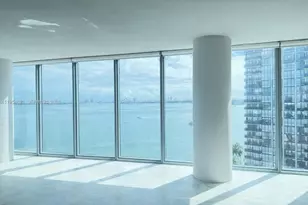 601 NE 36th St, Miami, FL 33137 - Photo 3